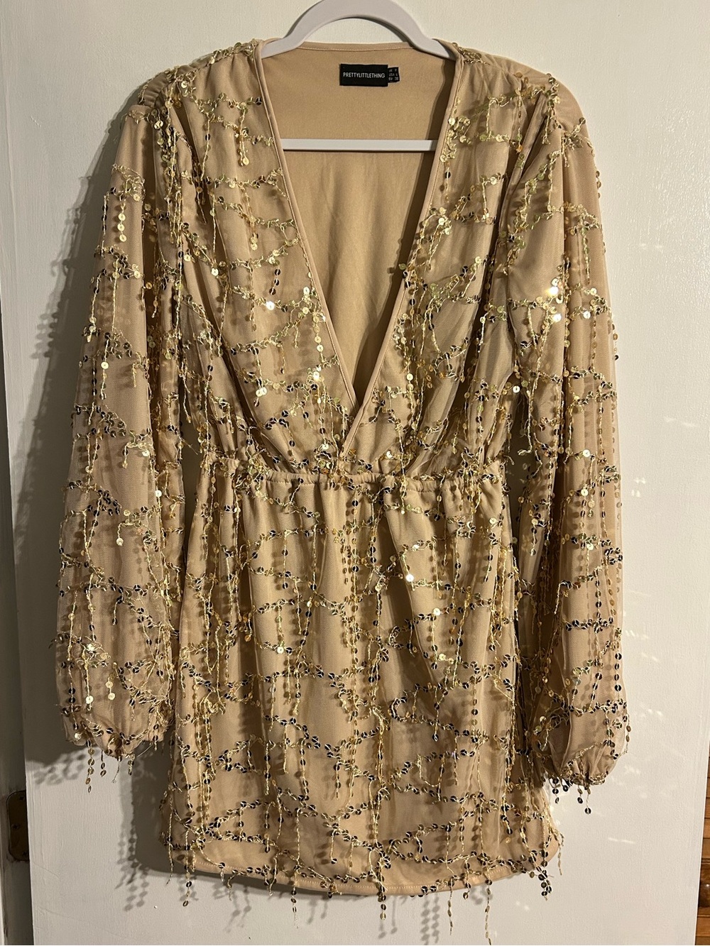 PrettyLittleThing Gold Plunge Sequin Long Sleeve Bodycon Mini Dress Size Large